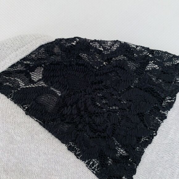 Disney Minnie Mouse Sweater Juniors XXL Gray  Lace Sparkle Bow Ears Vacation - Picture 7 of 9